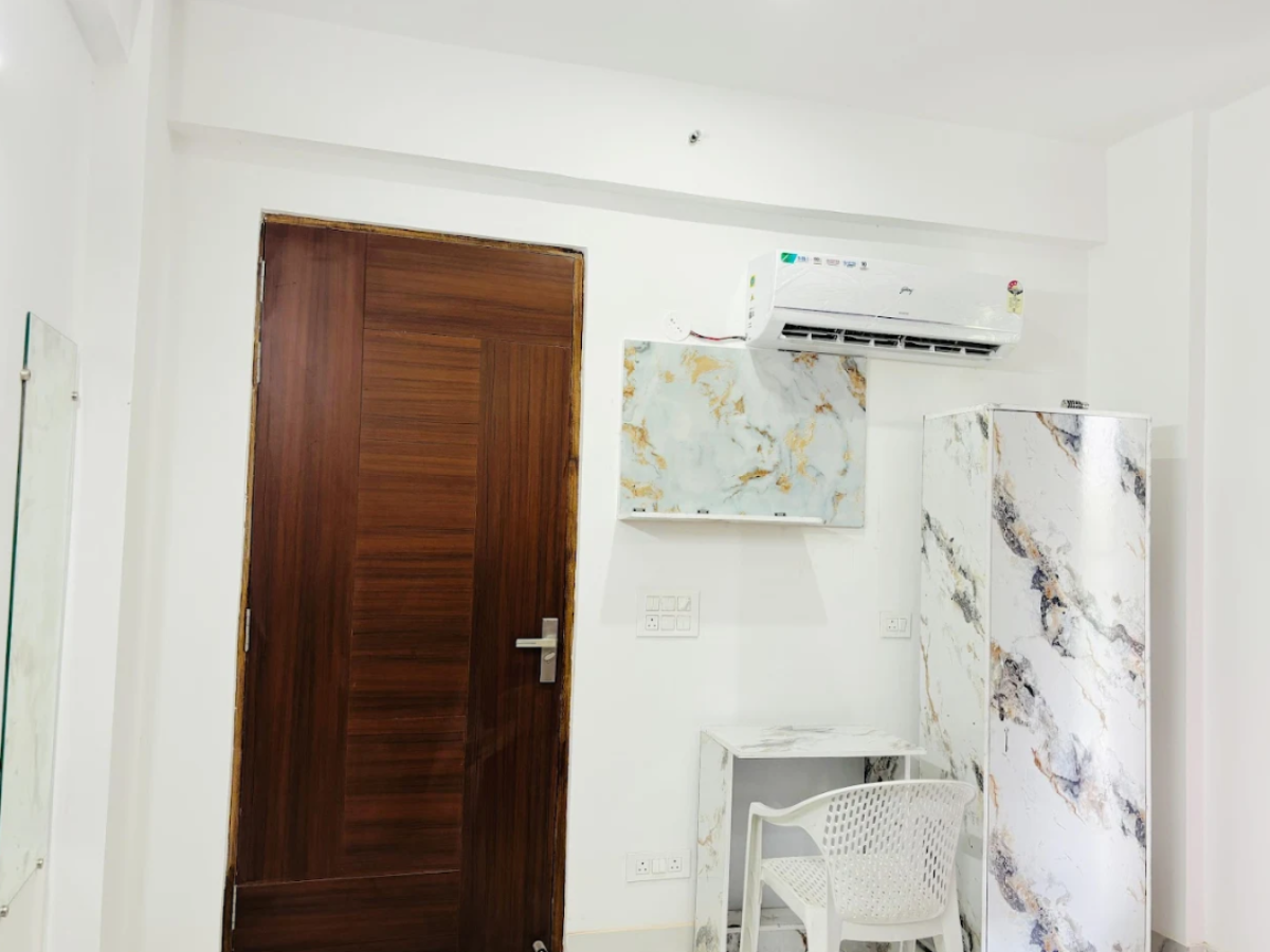 PG Walaah - Premium PG Accommodation in Noida for rent in Sector 70