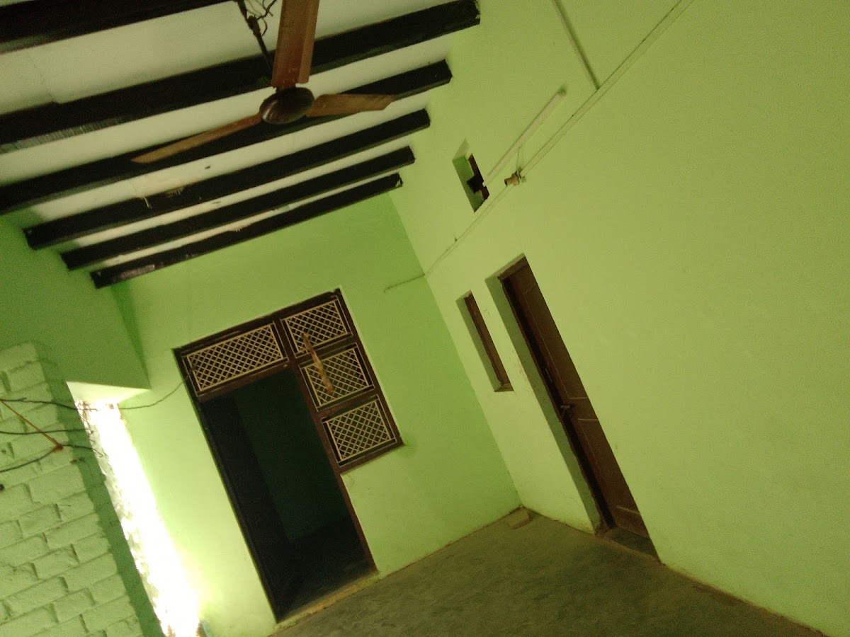 Room for rent photo 2