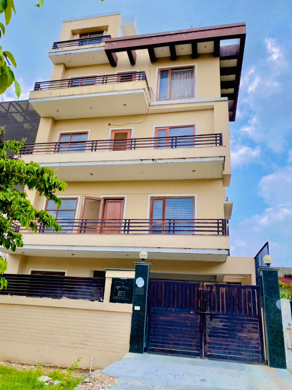 Maira Homestay pg