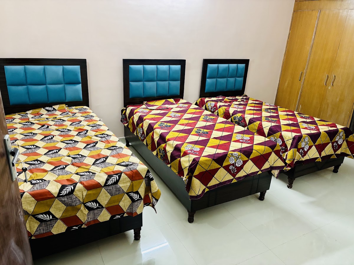 Standard Stays Luxury PG Home