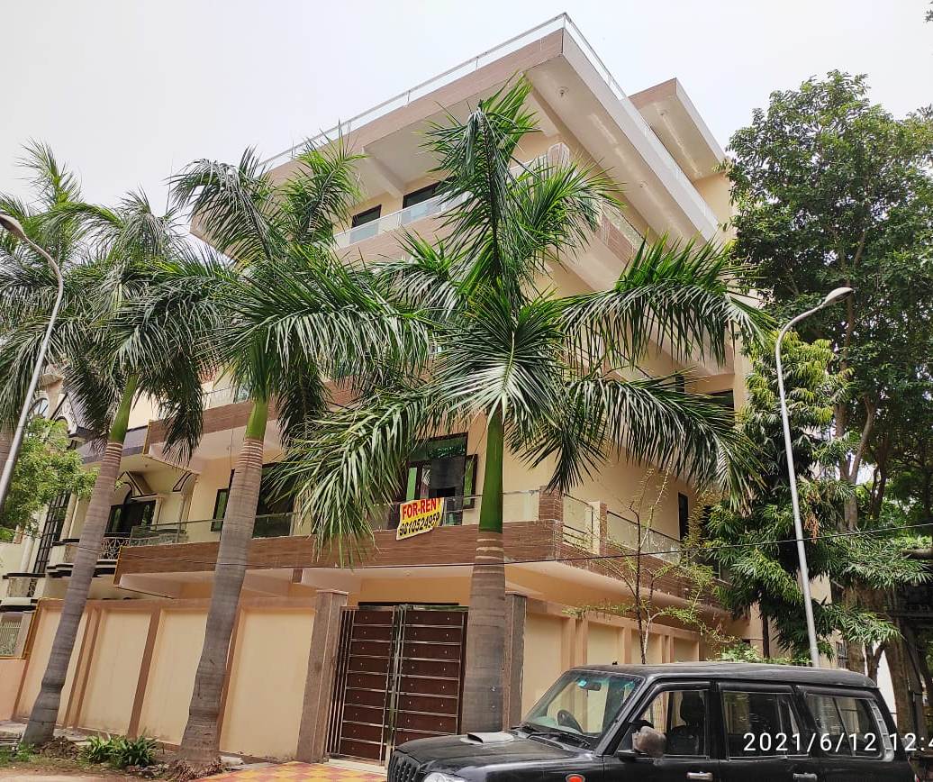Rai Residency Boys PG, Alpha 2, Greater Noida