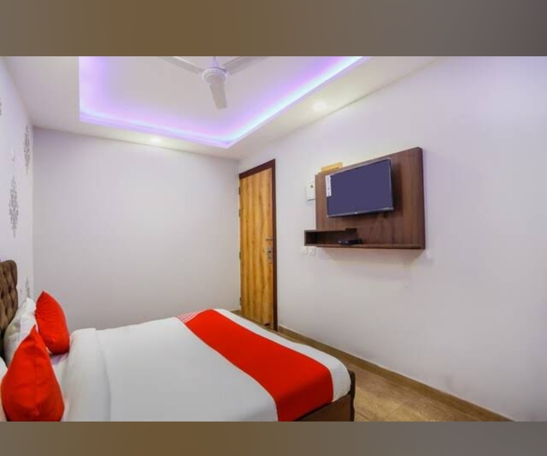 Fox guest house & pg