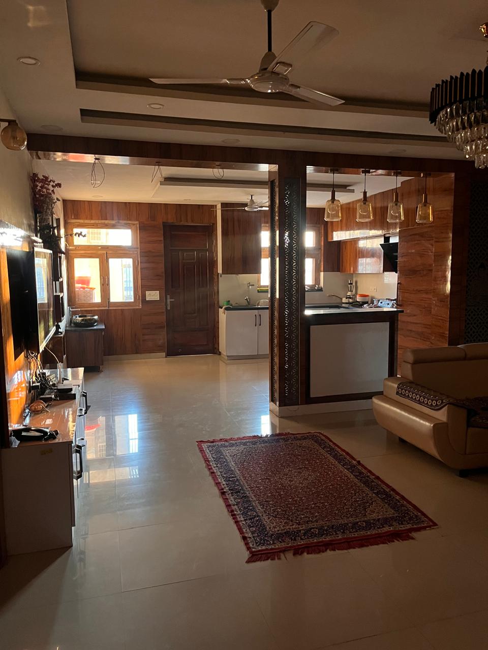 Girls Luxury PG Greater Noida Near Charmurti