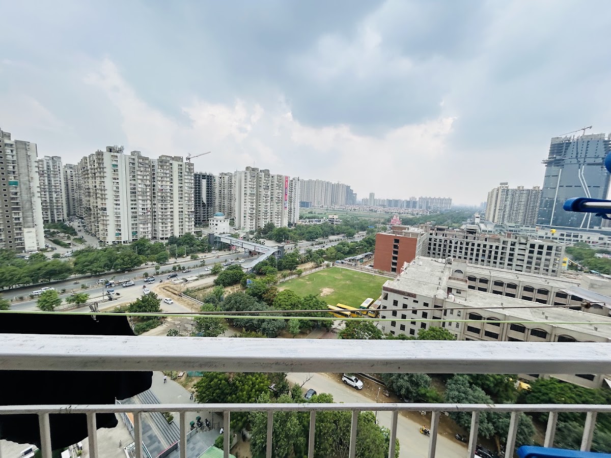 Dream Home Reality Rent, Buy & Sell Flats, Villa & Authority Plots in Noida Extension photo 1