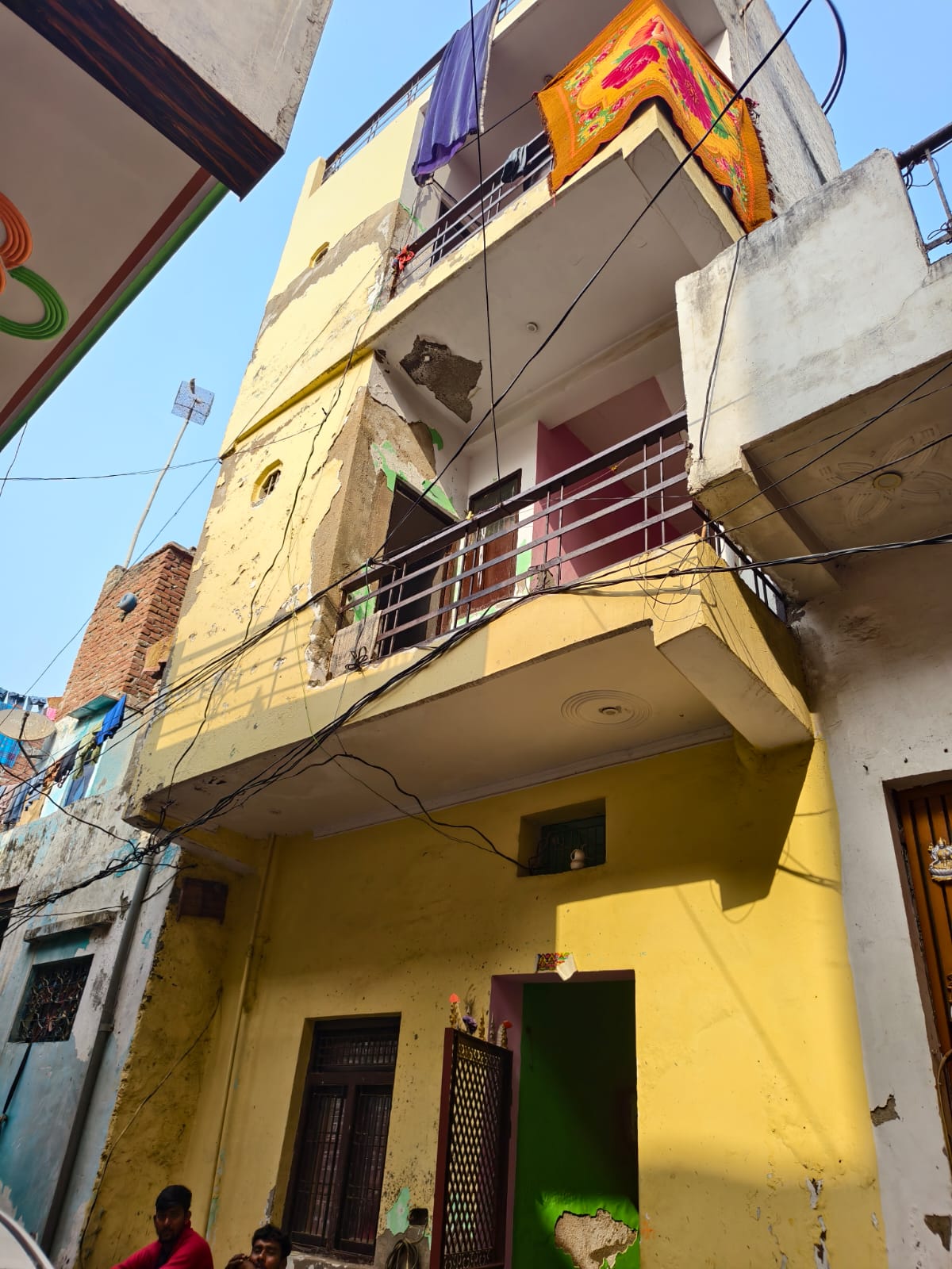 Ajeet Room Rent