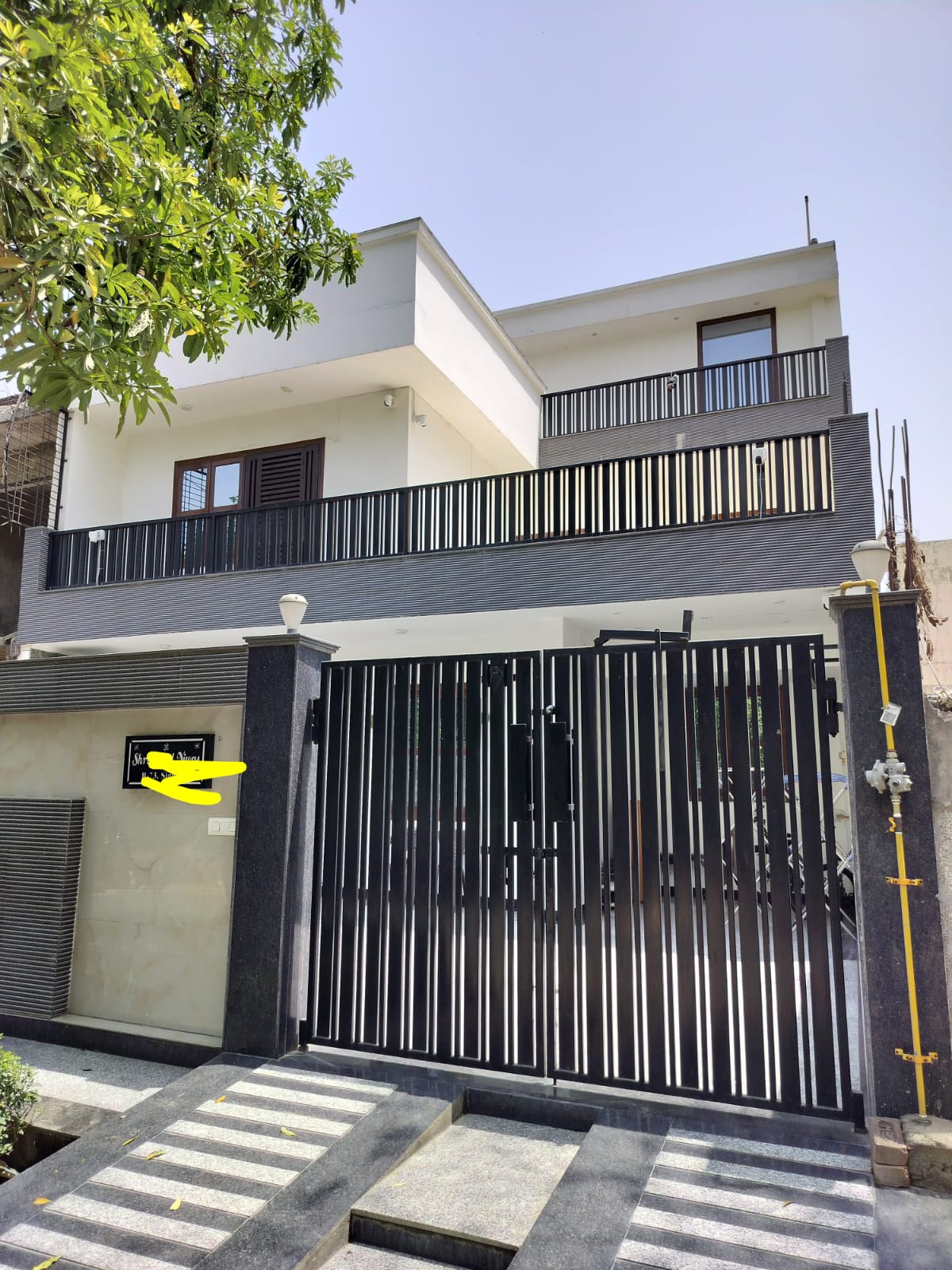 Greater Noida flats | Flats Apartments Plots Villa Kothi for Sale, Ready to Move & Luxury Apartments in Greater Noida photo 2