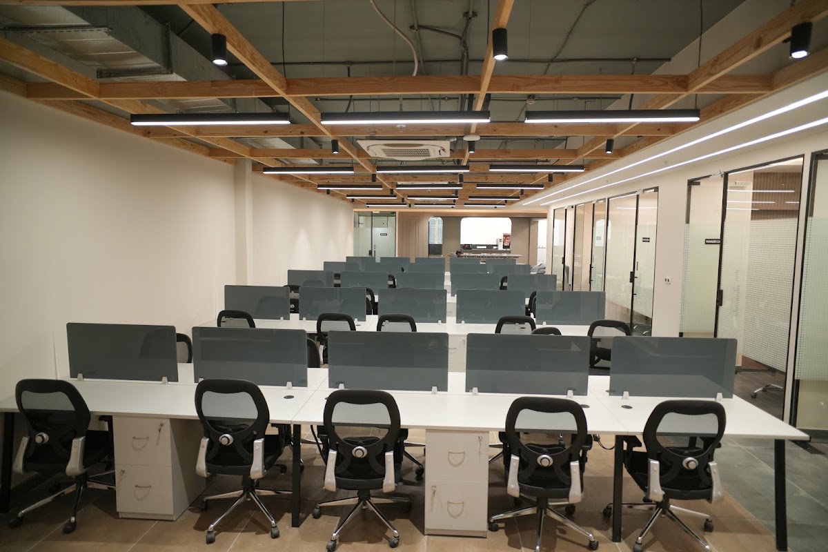 Vision Spaces: Coworking Space photo 2