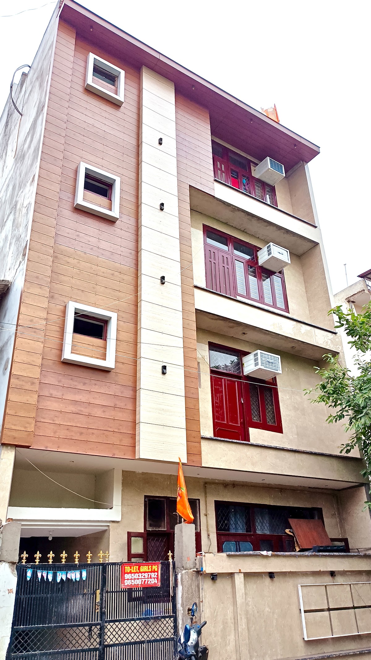 Girls PG Greater Noida