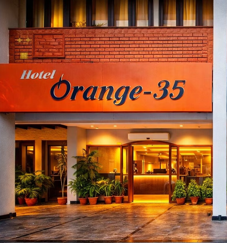 Hotel Orange 35