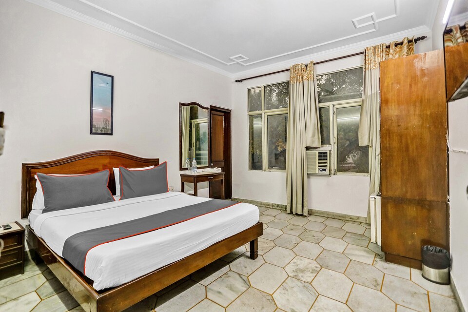 Collection O Iconic Residency Near Gurudwara Shri Bangla Sahib photo 2