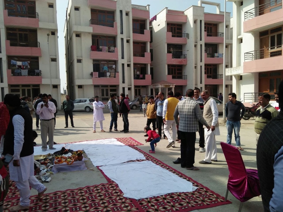 Omicron III Greater Noida Housing Society Flats photo 2