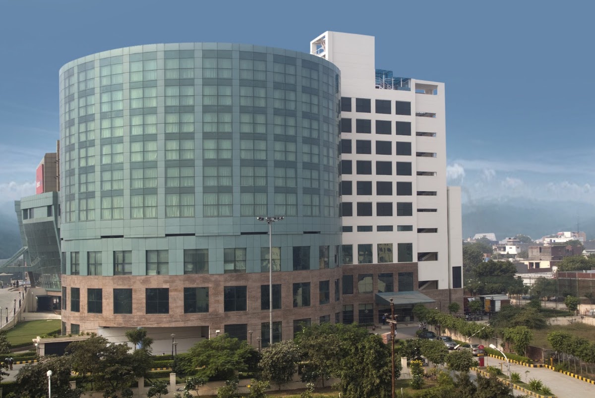 Savoy Suites, Greater Noida